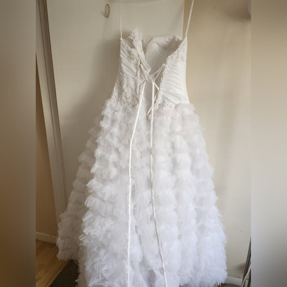 Disney Sleeping Beauty Alfred Angelo 203 Wedding - Picture 15 of 16